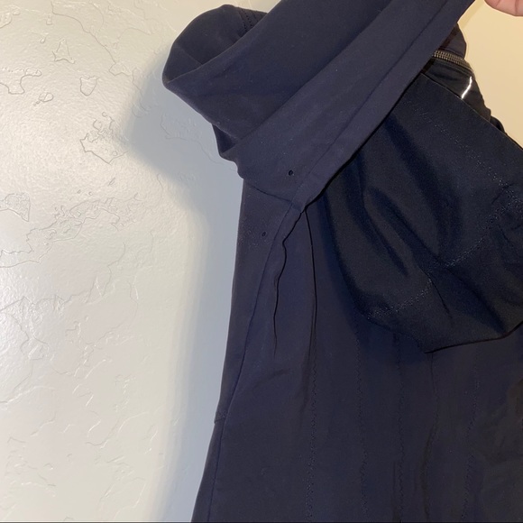 Lululemon Bust A Move Jacket - Picture 8 of 10
